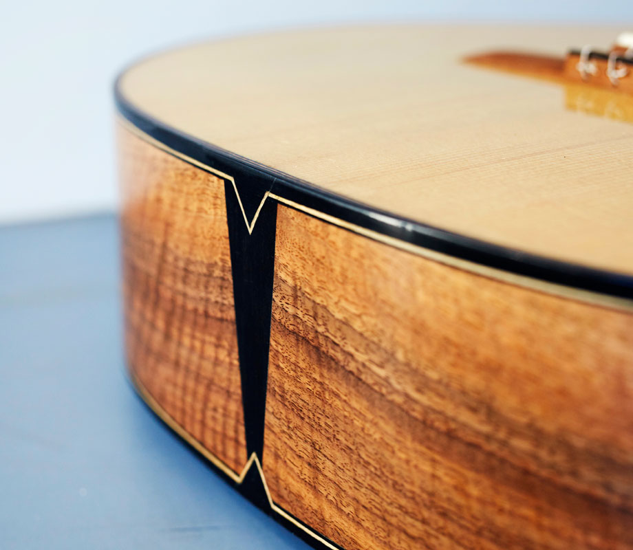 Gitarre – Tischlerarbeit Jasper Seemann