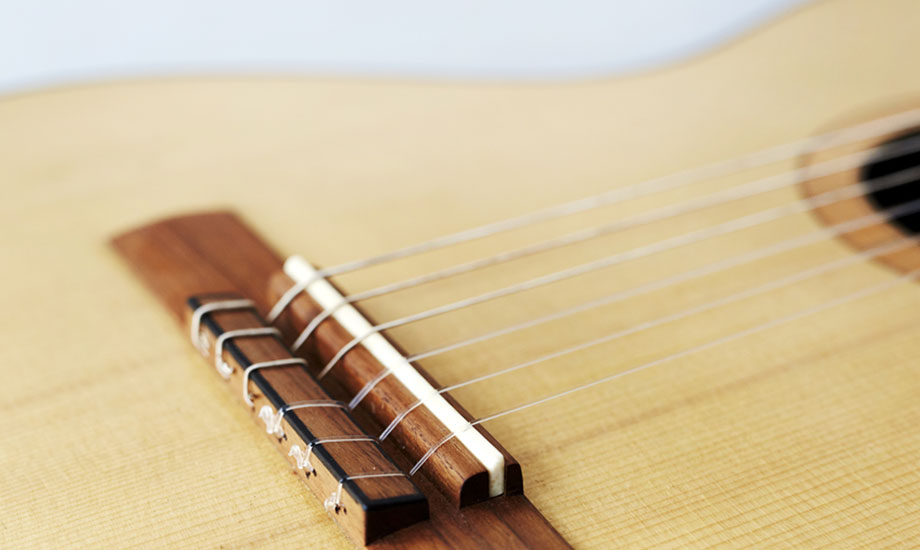 Gitarre – Tischlerarbeit Jasper Seemann