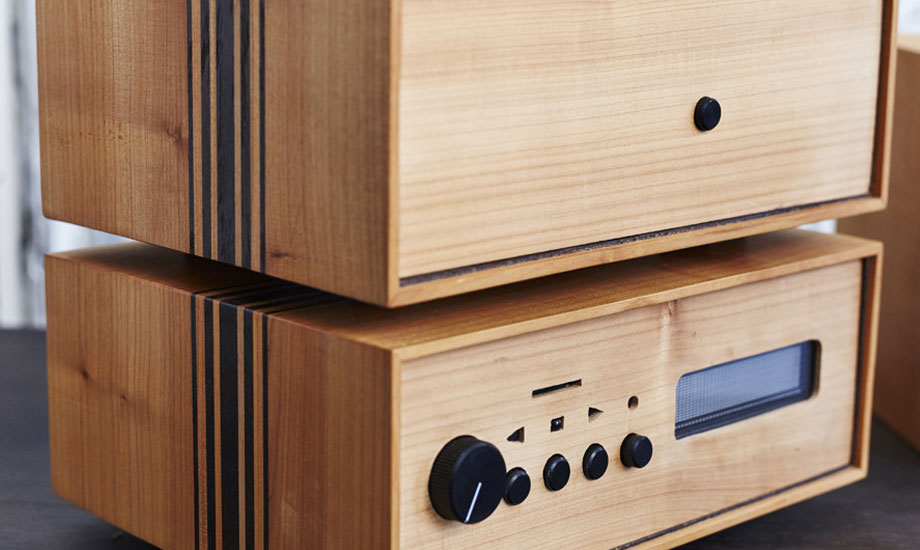 Musikanlage – Tischlerarbeit Jasper Seemann