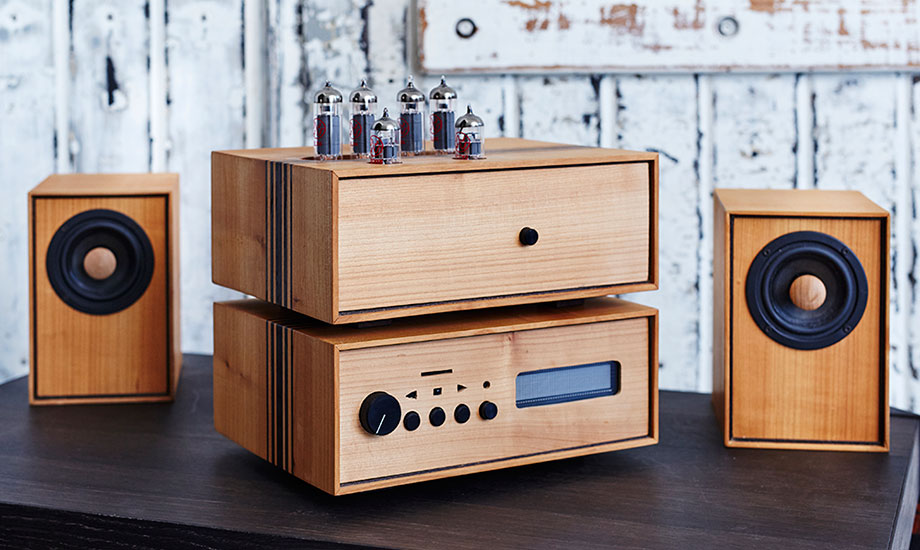 Musikanlage – Tischlerarbeit Jasper Seemann
