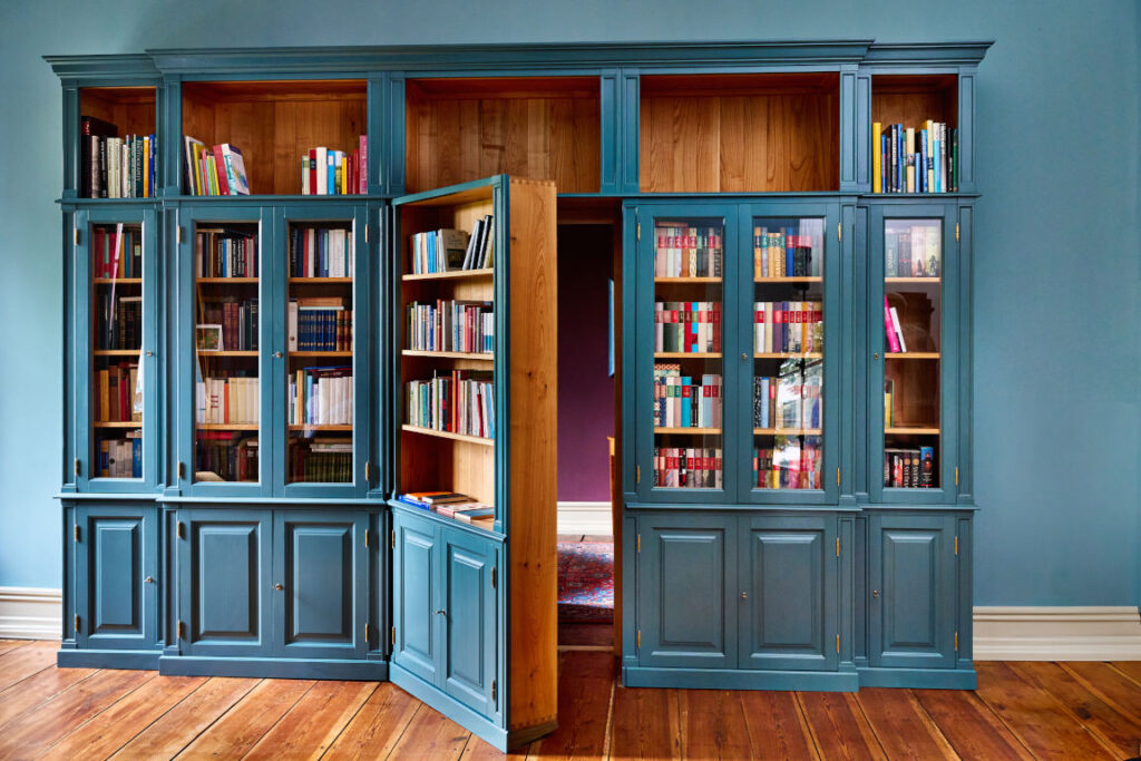 Schrankwand/Bibliothek