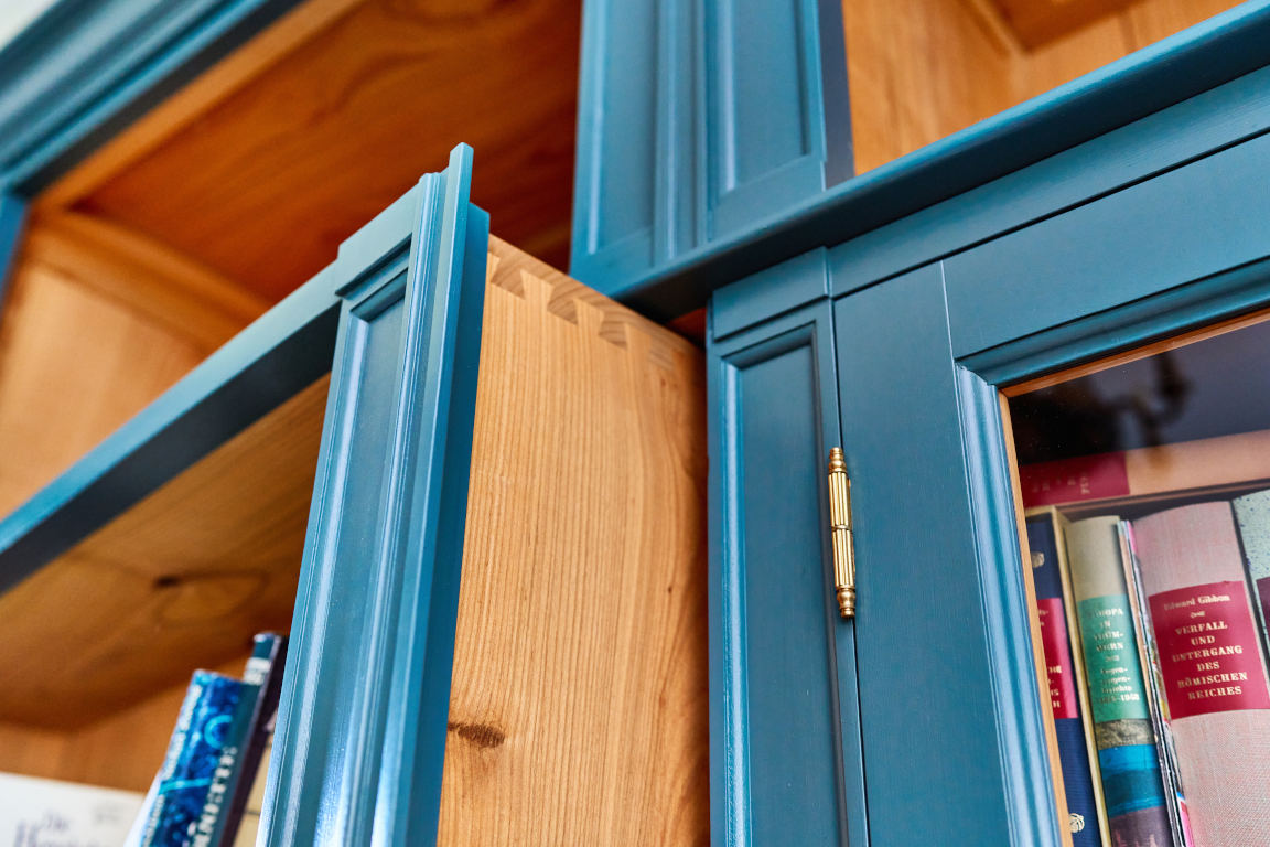 Schrankwand/Bibliothek – Tischlerarbeit Jasper Seemann